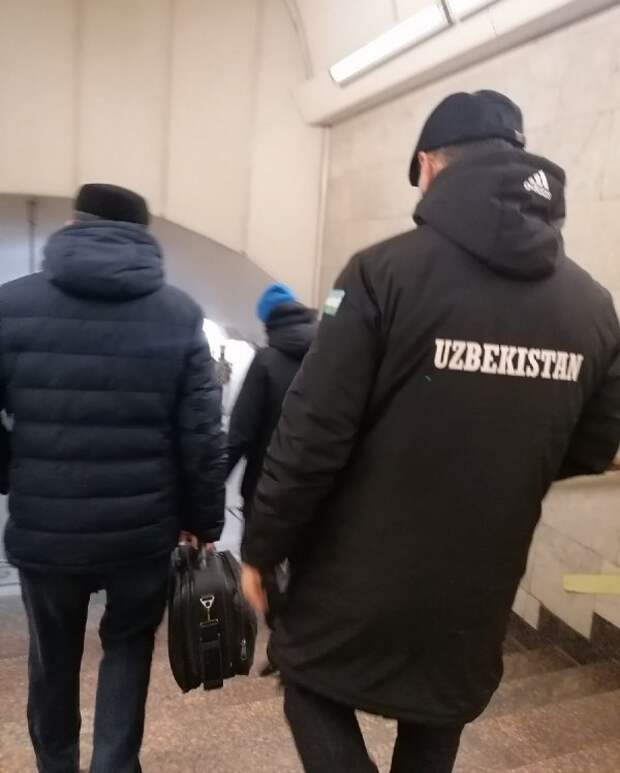 Чудаки и модники из метро