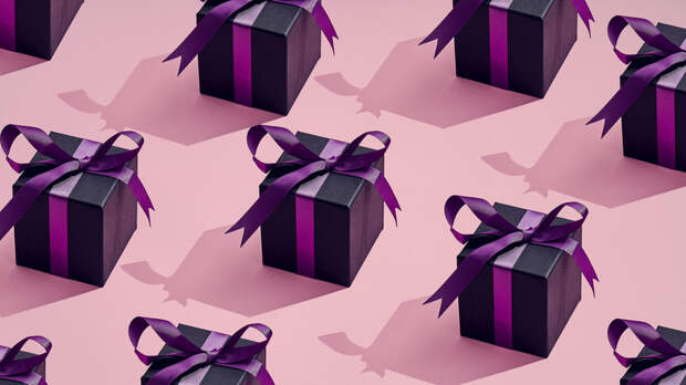 Эксперт по этикету Рогова посоветовала не передаривать презенты