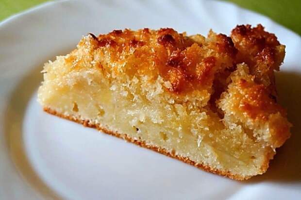 Быстрый пирог с творогом и яблоками. Вкусный десерт перед которым мало кто сможет устоять 16