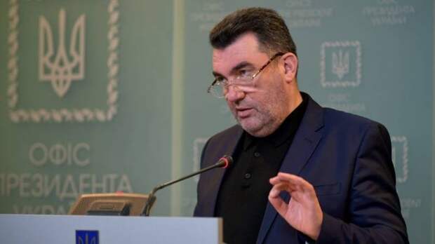 Блогер Шарий нашел в Луганске мать главы СНБО, брошенную на произвол судьбы