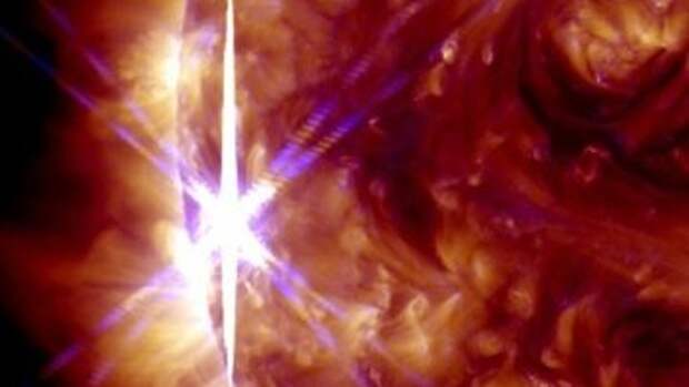 Вспышка класса X на Солнца 25 октября 2013 года