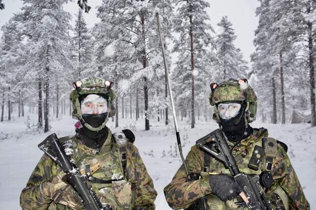 Танки и тотальная оборона: репортаж из Финляндии, где каждый готов к войне с Россией