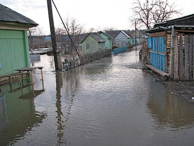 В некоторых пострадавших пунктах Челябинской области дали свет