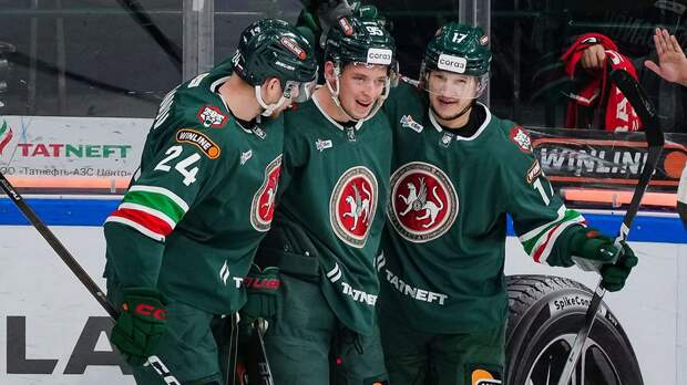 Пустозеров: «Не было негатива в раздевалке. Все сплотились друг за друга и верили, что сможем победить «Трактор»