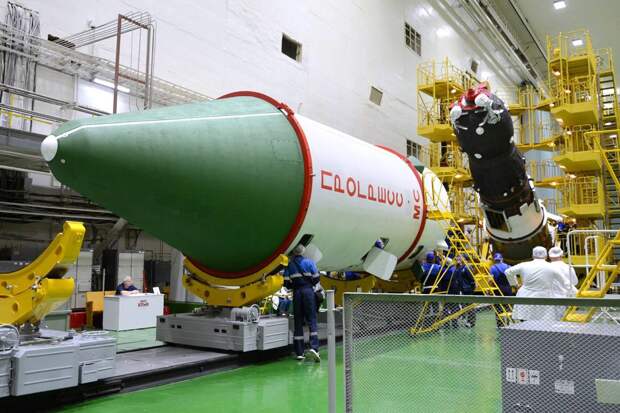 На Байконуре завершили накатку обтекателя «Прогресса МС-33» — запуск намечен на 22 марта