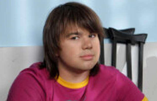 Шоу-бизнес: Убил человека, оказался в инвалидном кресле и задолжал четверть миллиона алиментов Михаил Казаков: Как живет теперь Михаил Казаков из «Папиных дочек»