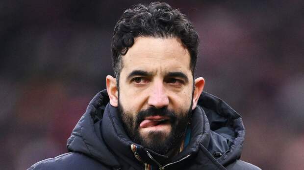 Каррагер жестко высказался об Амориме: «Он недостаточно компетентный тренер для АПЛ»