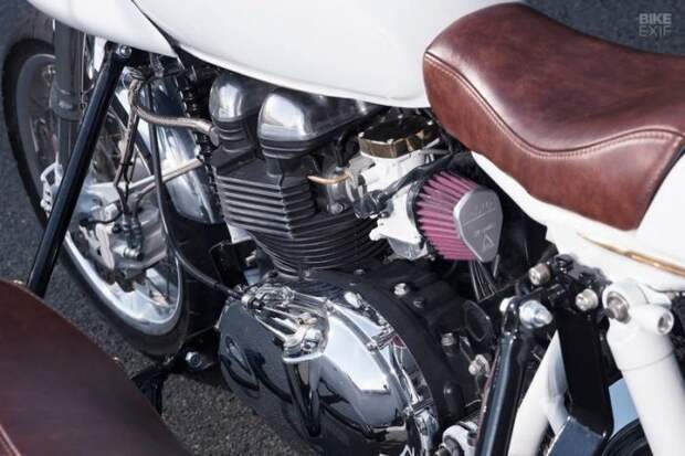 Кастом-байк Triumph Scrambler с коляской от Purpose Built Moto