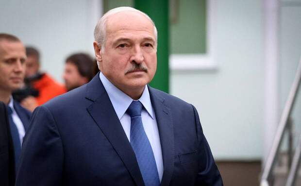 Поддерживают Лукашенко: как россияне относятся к событиям в Белоруссии Поддерживают Лукашенко: как россияне относятся к событиям в Белоруссии
