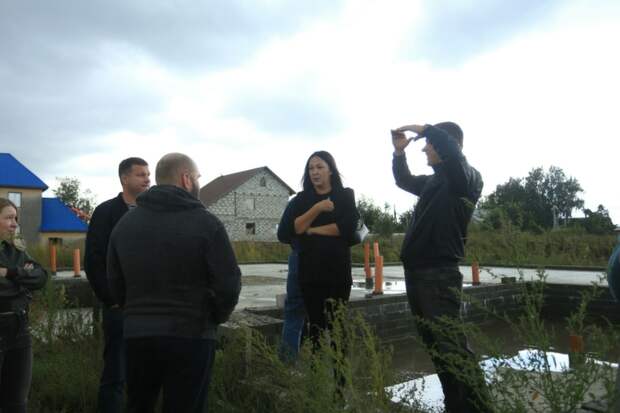 Пострадавшие от компании "Малоэтажная Сибирь" / Фото: amic.ru