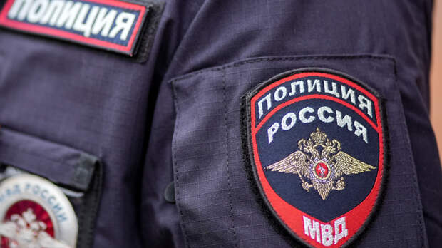 В Челябинской области проверяют школу после фотосессии выпускников с автоматом