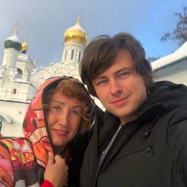 Прохор Шаляпин и Лариса Копенкина. / Фото: www.eva.ru Прохор Шаляпин и Лариса Копенкина. / Фото: www.eva.ru