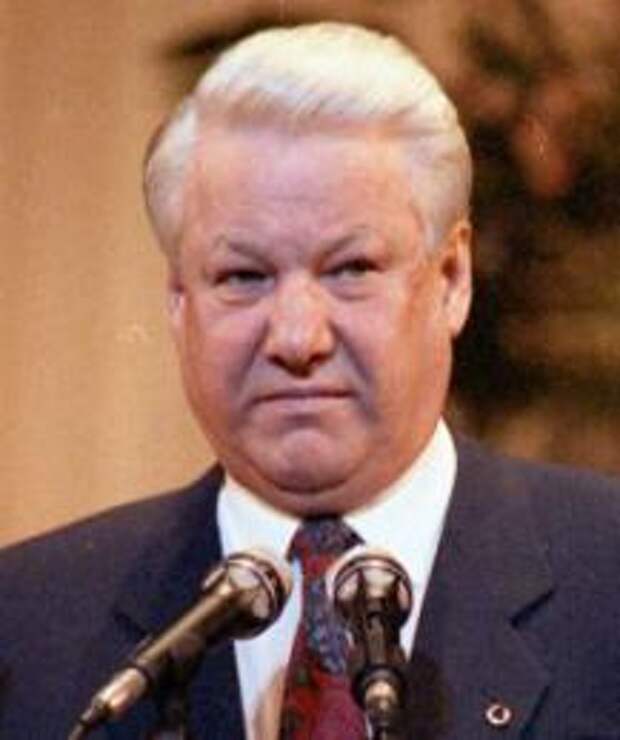 Привет семье : Россию наказали за старые дела Ельцина 
