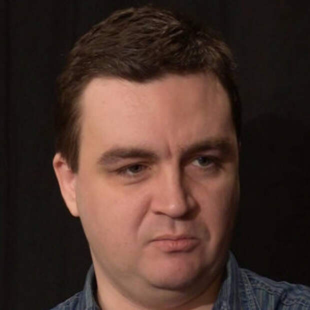 Александр Роджерс: Американцы срочно куют замену Навальному