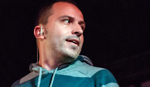 Александр Роджерс: Американцы срочно куют замену Навальному