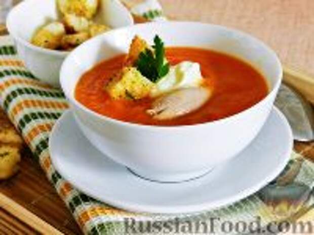 Фото к рецепту: Суп-пюре из тыквы с курицей
