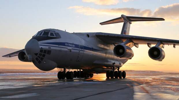Самолеты Ил-76 доставили личный состав и технику ВДВ в Ульяновск на учения «Запад-2021»