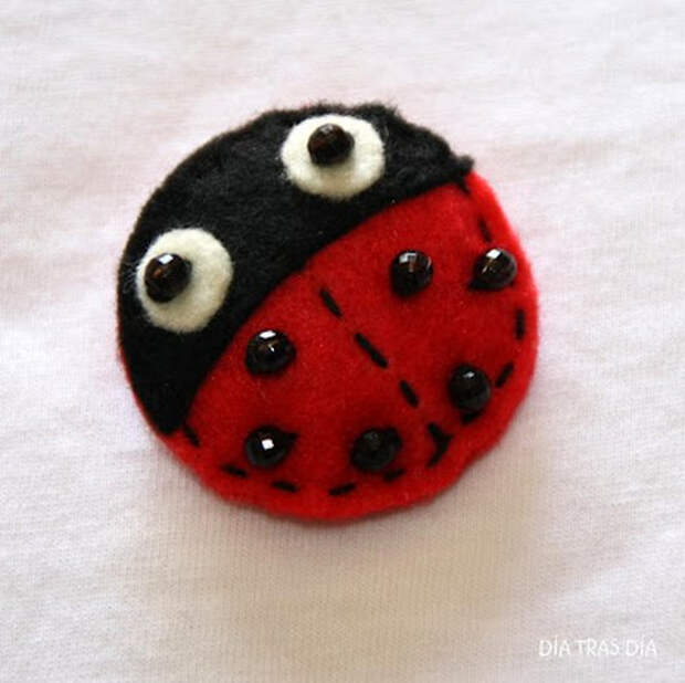 Божья коровка из фетра
