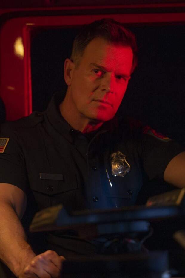 Bobby longs to help his wife during 9-1-1 Season 8 Episode 3.