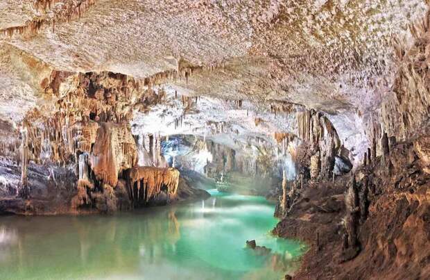 20 самых красивых пещер мира пещера, спелеология, сталагмит, сталактит