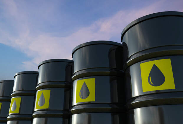 Цена нефти Brent превысила 45 долларов за баррель впервые с 6 марта