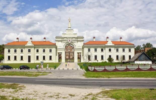 Ружанский дворец сегодня.