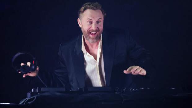 58-летний Дэвид Гетта стал отцом в четвёртый раз