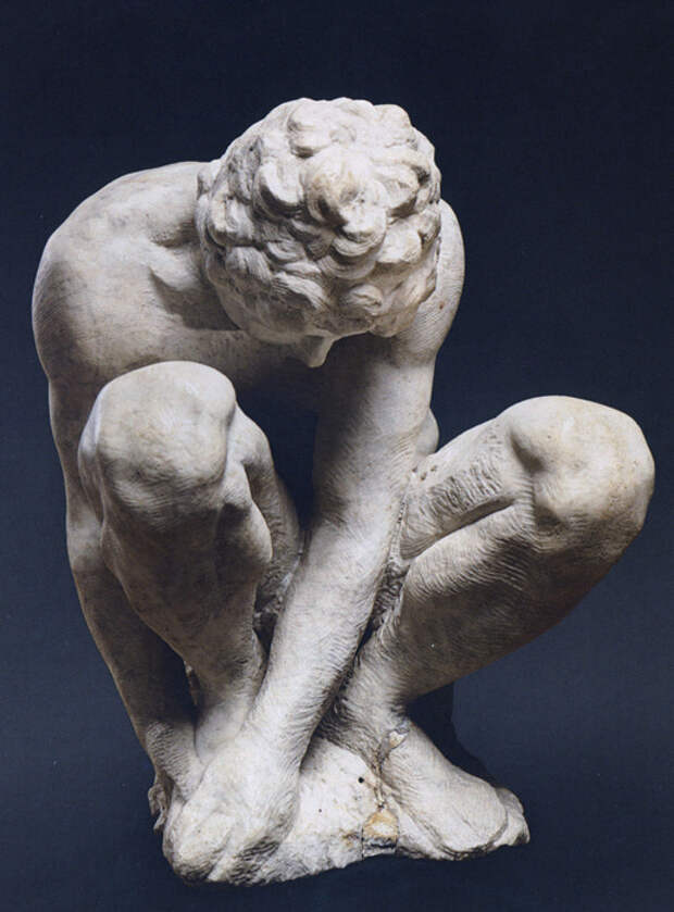 Скорчившийся мальчик. Микеланджело Буонарроти Мрамор Около 1530 – 1534 (516x700, 121Kb)