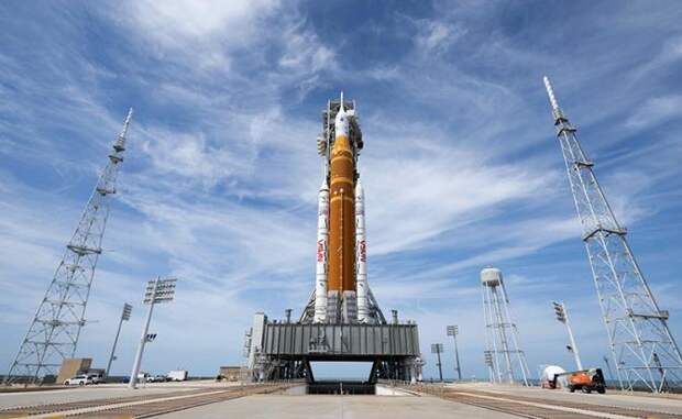 Знаковые космические события: США запускают Artemis II к Луне, а мы — ракету «Байтерек» с болванкой