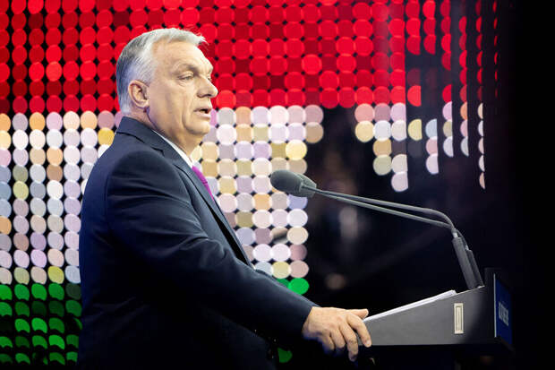 Орбан удивился словам европейцев о российских репарациях Украине