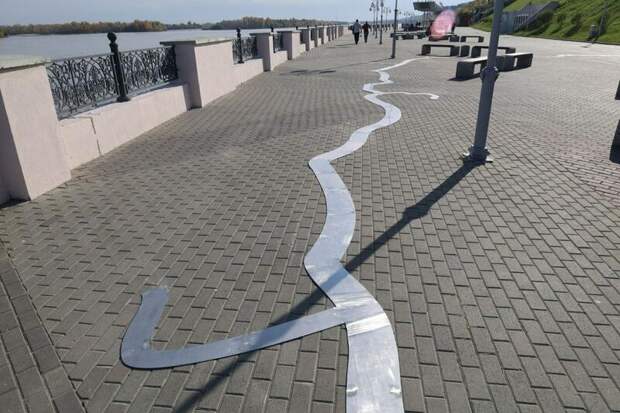 Начался монтаж арт-объекта 