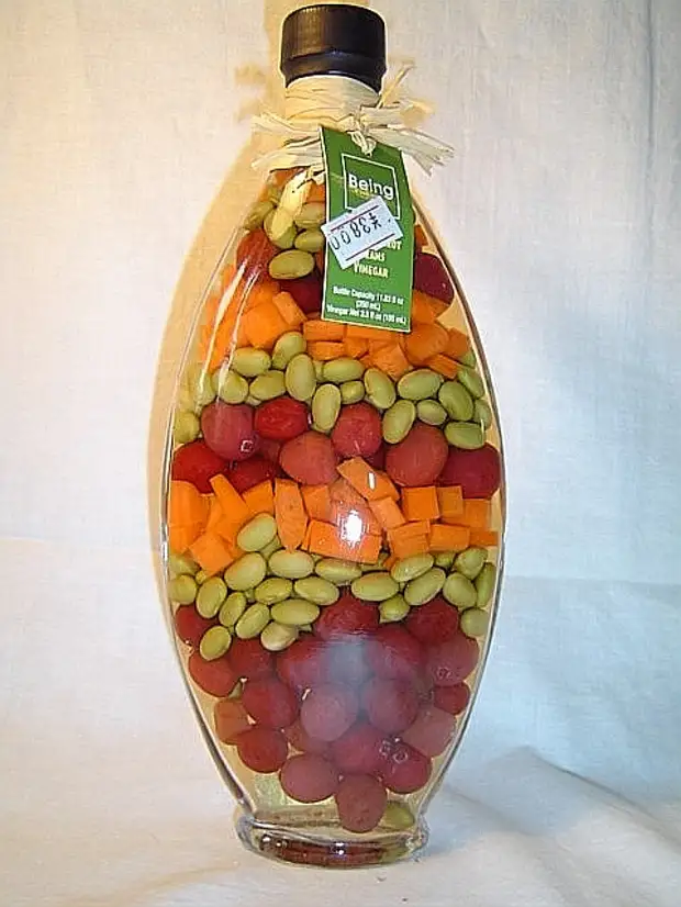 Декоративная бутылка на кухню