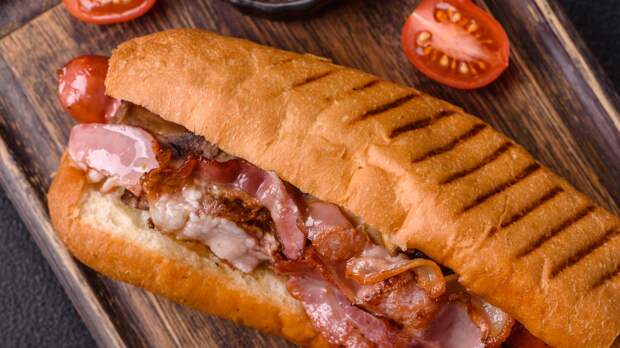 Горячо и вкусно: топ-10 рецептов горячих бутербродов, которые вас удивят