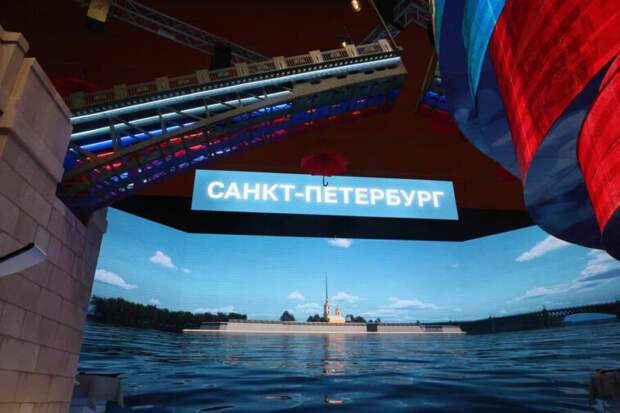 Невероятное приключение: как прогуляться по Питеру в Москве