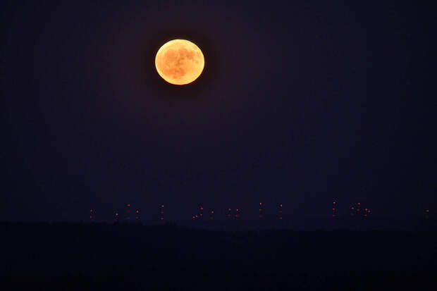 Астрономы рассказали две любопытных подробности о «костяном» полнолунии февраля