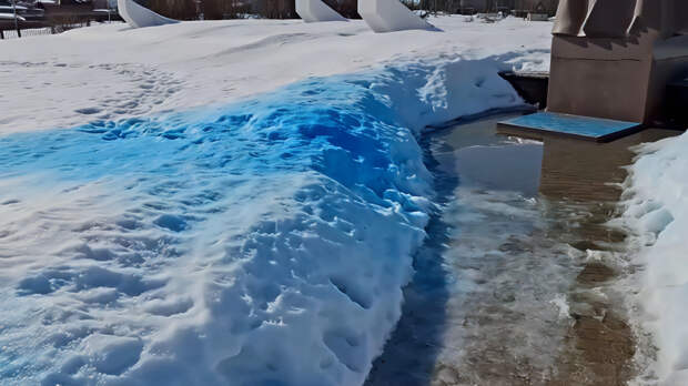 Посвященный маршалу Жукову мемориал в Калужской области облили краской