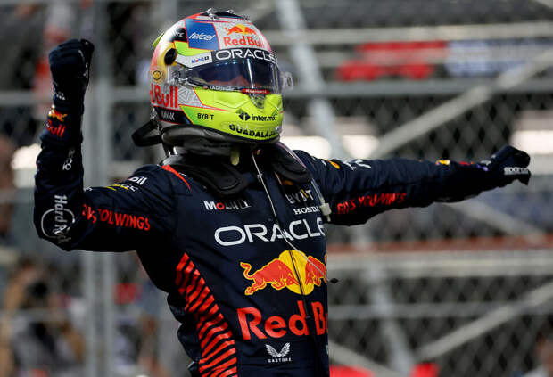 Виталий Петров: Перес способен побороться с Ферстаппеном за титул