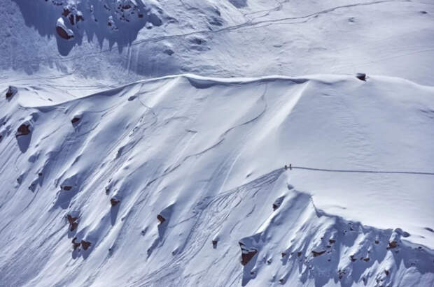 NYP: после схода лавины возле озера Тахо в США пропали 10 лыжников