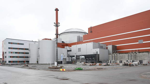 Новейшая АЭС Финляндии "Олкилуото-3" остановила работу из-за поломки