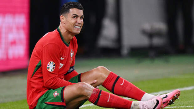 Вырвало в раздевалке: Роналду стало плохо во время игры «Аль-Насра»