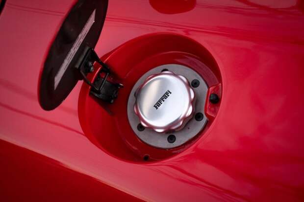 Самый первый прототип Ferrari F50 Berlinetta продадут с аукциона в Скоттсдейле