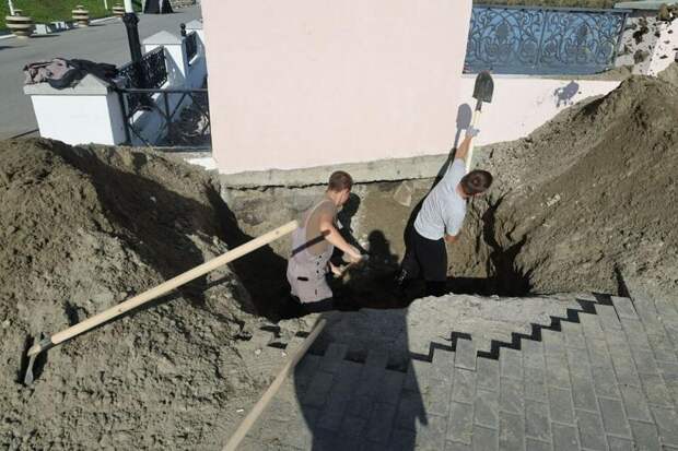 Начался монтаж арт-объекта 