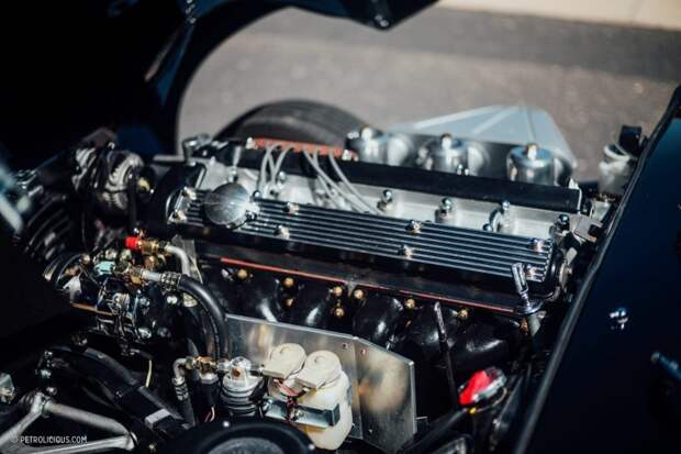 Jaguar E-Type: самый красивый катафалк в мире Jaguar E-Type: самый красивый катафалк в мире E-Type, jaguar, jaguar e-type, авто, автомобили, катафалк, олдтаймер, ретро авто