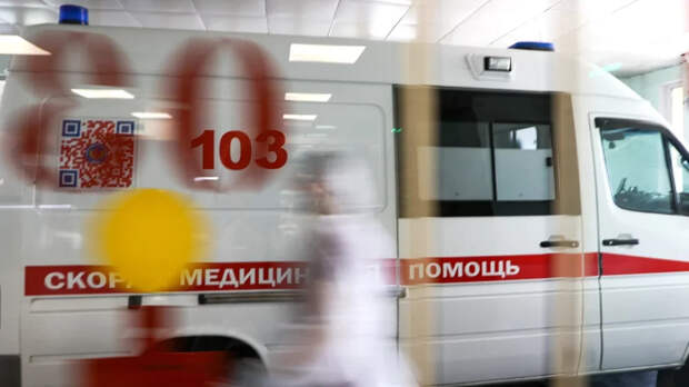 В Москве учитель попал в больницу после избиения десятиклассником