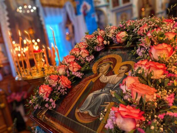 День чудотворной иконы Божией Матери «Отрада и Утешение» прошел в Никольском храме Рязанской области