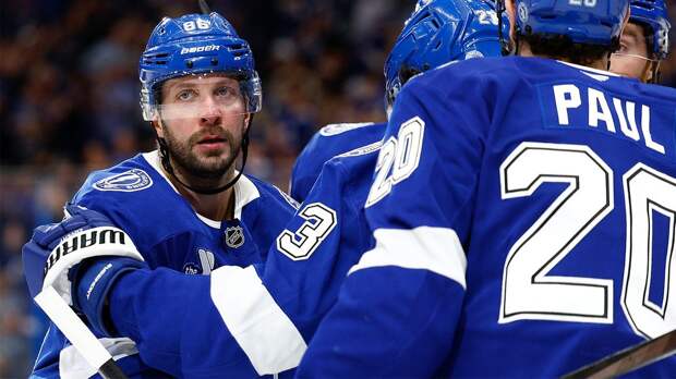 Кучеров о лидерстве в гонке бомбардиров НХЛ: «Я об этом много не думаю»