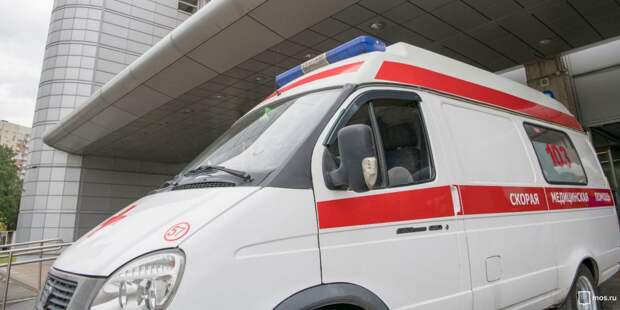 Мужчина переходил Сельскохозяйственную в неположенном месте и попал под автомобиль