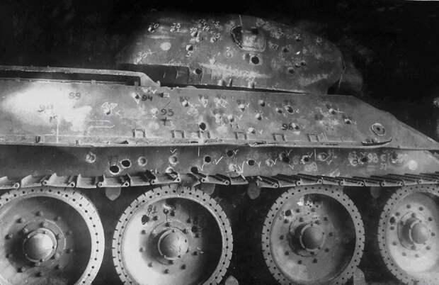 5. Испытание танка Т-34 боеприпасы, война, история, оружие, следы войны, танки, фото, эхо войны