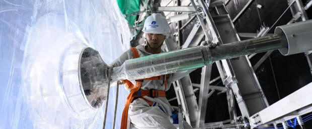 Китайский детектор нейтрино за 2 месяца работы превзошел мировые достижения за 50 лет