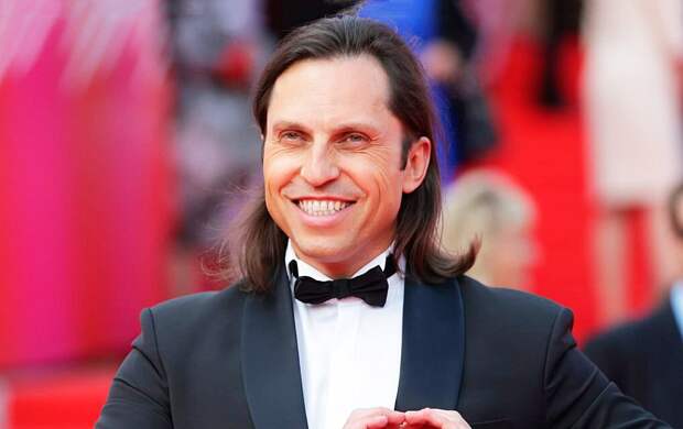 На больше не хватило: Ревва порадовал родную мать денежным переводом в 30 тысяч рублей